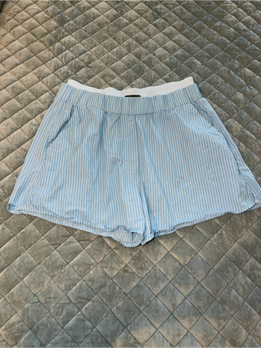 Daily Drills Poplin Double Waistband Resort Shorts - size M/L
